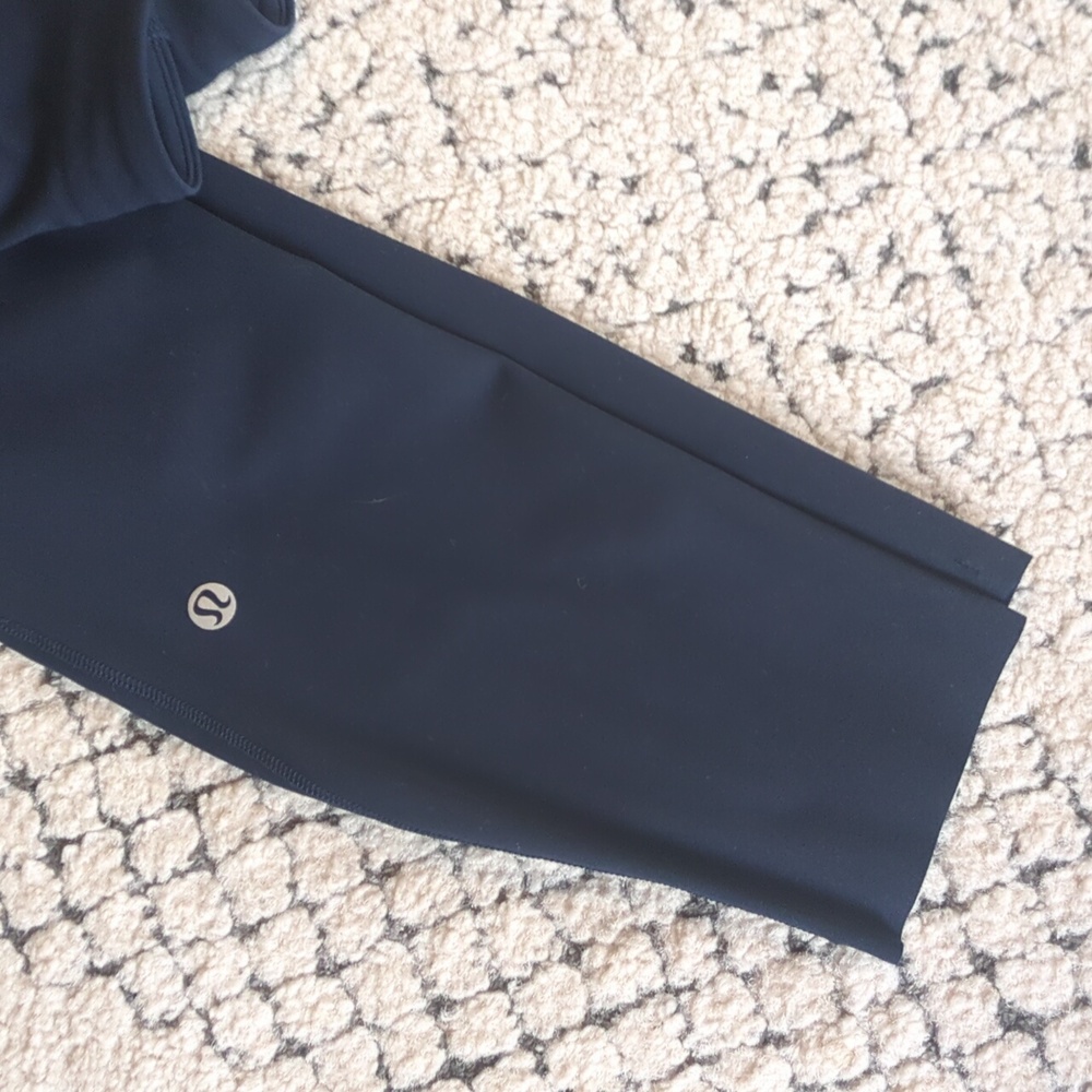 Lululemon base pace High Rise 25” leggings size 6 - Picture 3 of 4